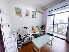 重庆南岸南坪可月付！通燃气！南坪万达广场旁 卡门时光 品质一室一厅带阳台出租房源真实图片