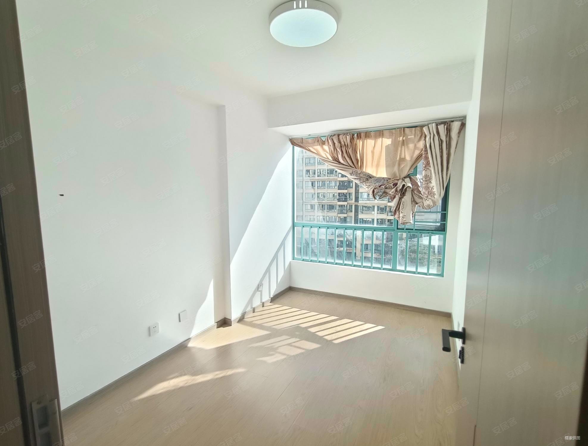 佳兆业可园(南区)3室2厅2卫98.46㎡南450万