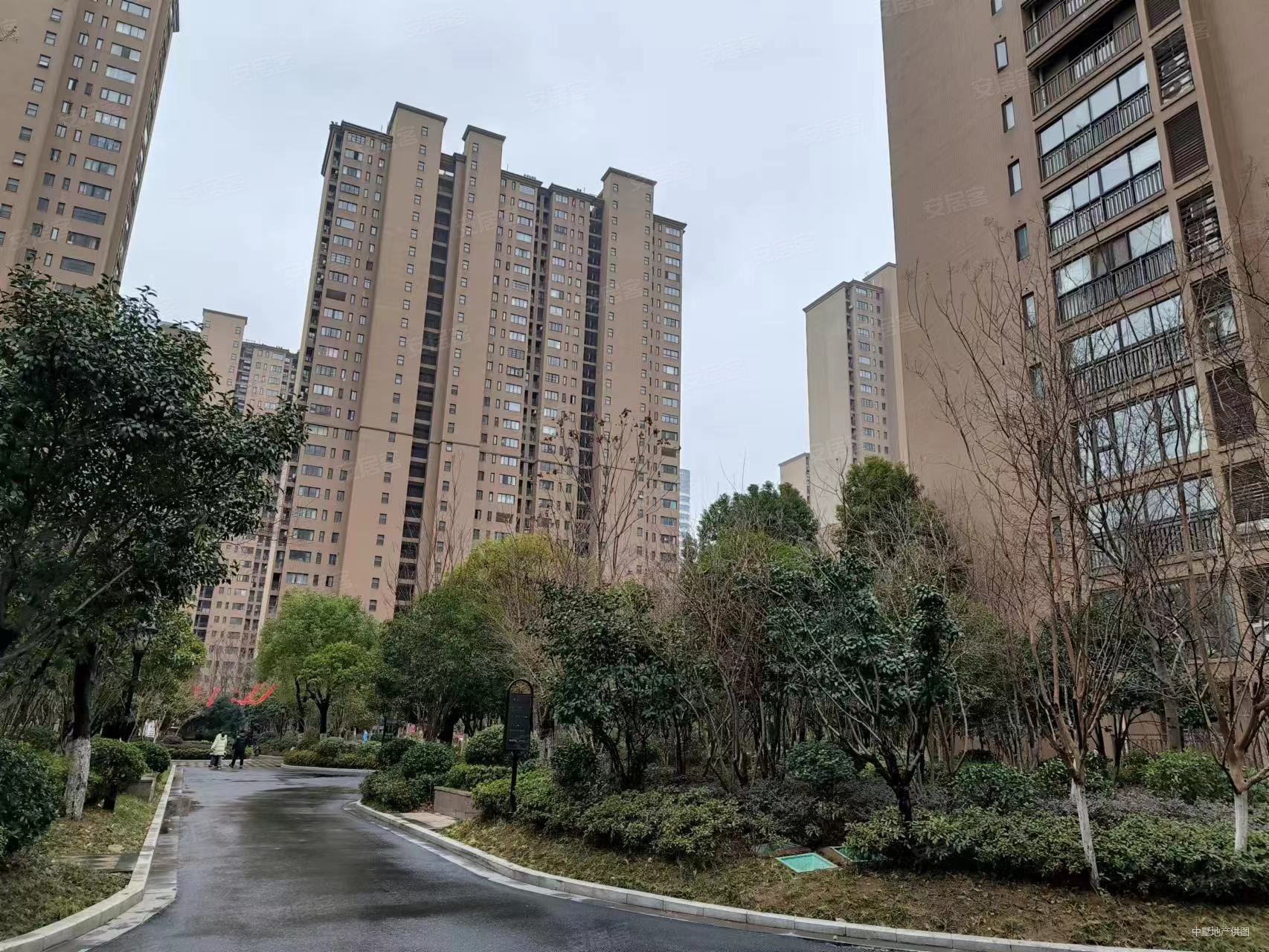 合肥房产网>合肥二手房>滨湖新区二手房>寿春中学二手房>佳源巴黎都市