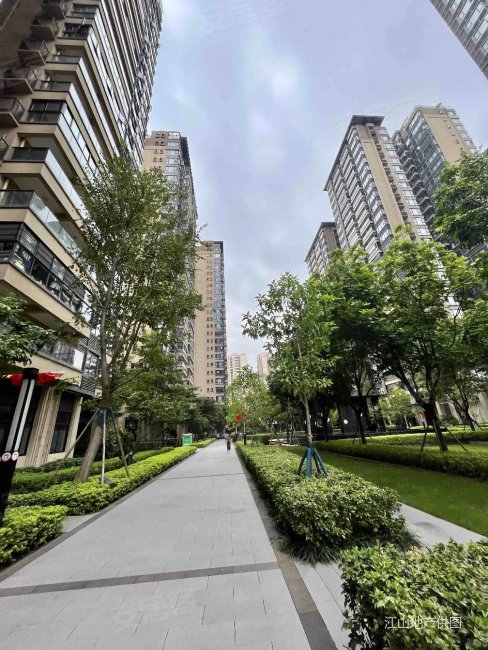 南宁三中,融创九棠府,产权清晰,急卖