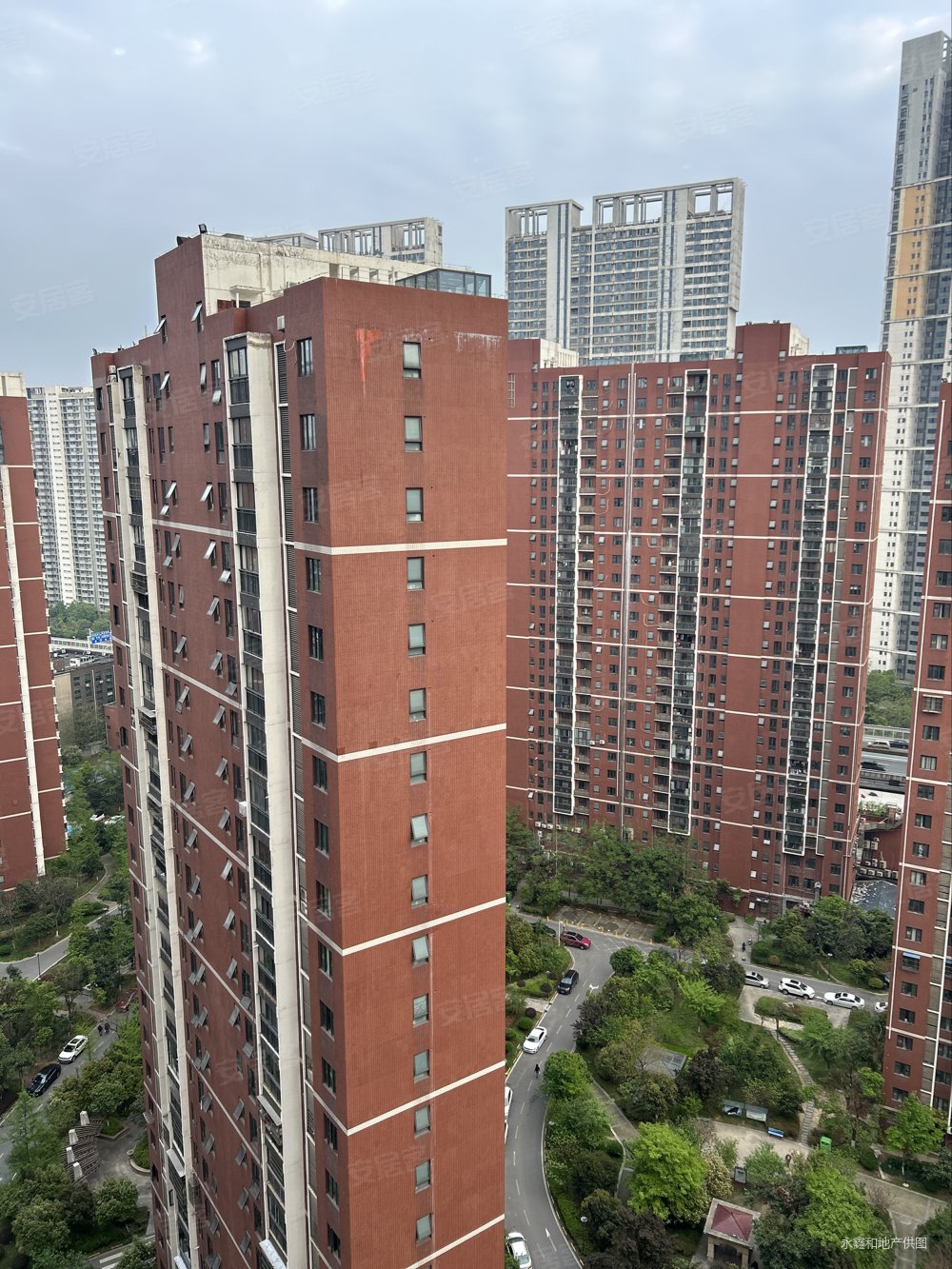 武汉房产网>武汉二手房>洪山二手房>洪山周边二手房>欢乐星城>1000