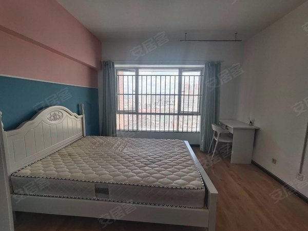 昆明官渡和平村米兰国际直租无中介可月付!独卫!近塘子巷!火车站!