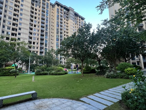 【多图】碧桂园翠湖湾,新墟租房,碧桂园翠湖湾 3室2厅1卫 精装修 电梯