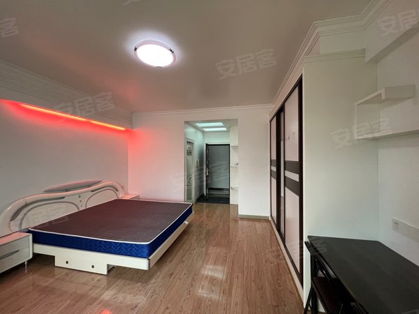 【多图】锦绣公寓,吴航租房,楼下小吃街 地铁口十洋旁边独门独户单身