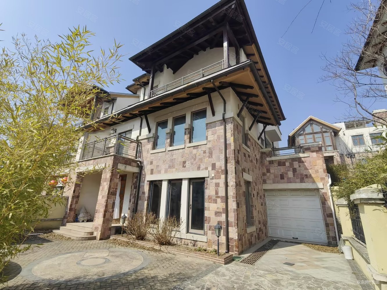 万科青岛小镇一期悦峰别墅