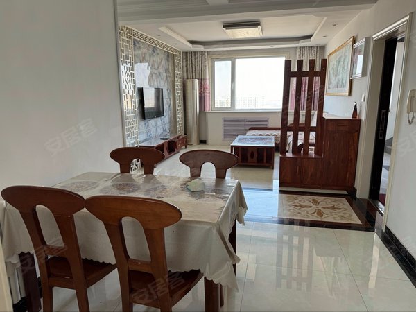 济南天桥历山北路水岸名邸整租水岸名邸三室两厅一卫!全屋瓷砖地面!