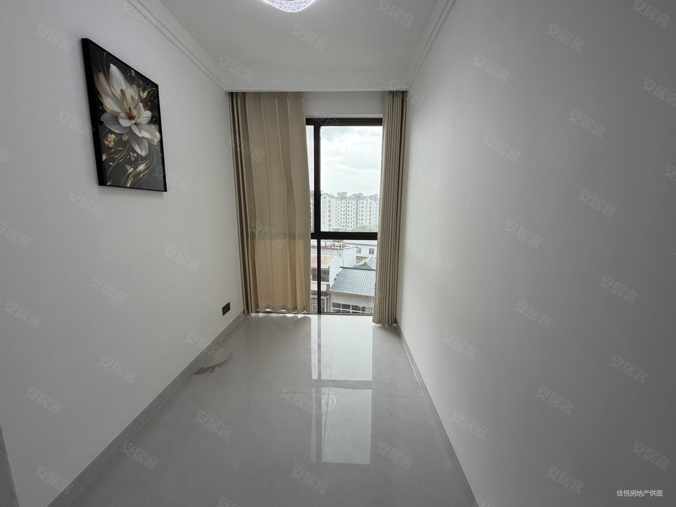 盛景苑4室2厅2卫125.5㎡南北89万