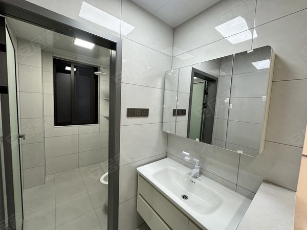 六安金安政务中心瑞梦花园三期实拍 汇文 一中旁 瑞梦花园三期 远大印蘭山 南山新村 三室出租房源真实图片