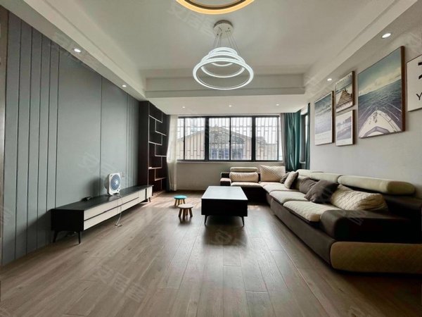 无锡宜兴宜城怡丰花园怡丰花园,两室两厅一卫,现代豪华装修,两房朝南