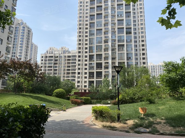 北京朝阳朝青板块天鹅湾(南区)天鹅湾南区!三叠复式3居!客厅挑高!