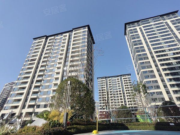 杭州富阳富春碧桂园铂玺湾碧桂园铂玺湾 3室2厅2卫 电梯房 南北通透