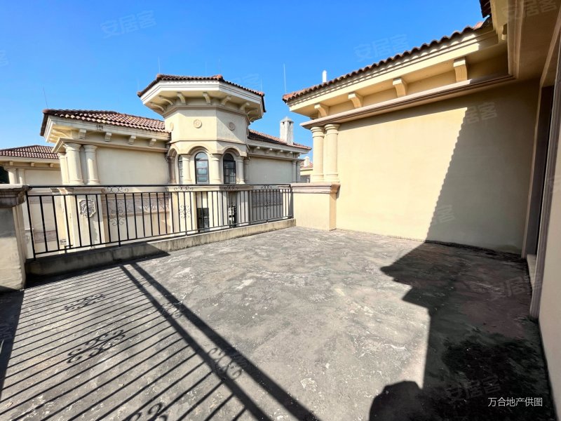 汇景御海蓝岸(别墅)6室2厅4卫401.23㎡南北980万