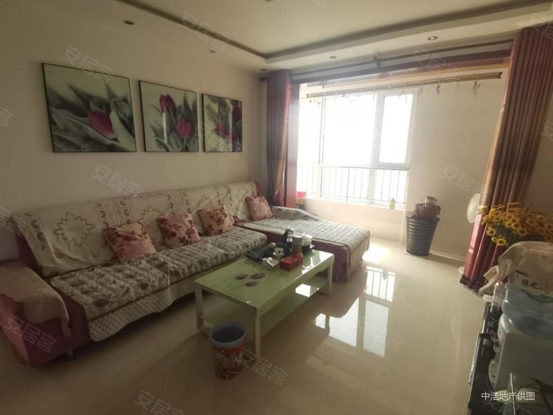 高铁站康馨家园111平三室两卫精装仅售698万