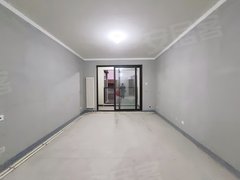 郑州二七万达广场佳源名门橙邦雅橙苑 3室2厅2卫 电梯房 124平米出租房源真实图片
