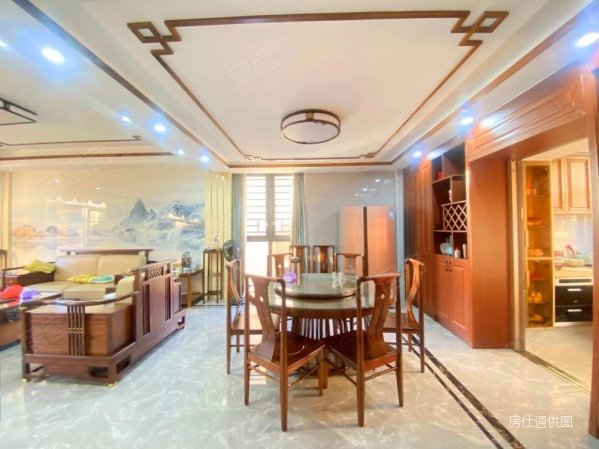 佳兆业东江新城(别墅) 装修好 车位充足 低密宜居 次新房