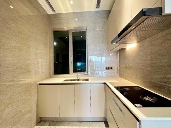 深圳南山华侨城侨城一号新上房源,侨城一号大平层总裁公寓 住家接待皆