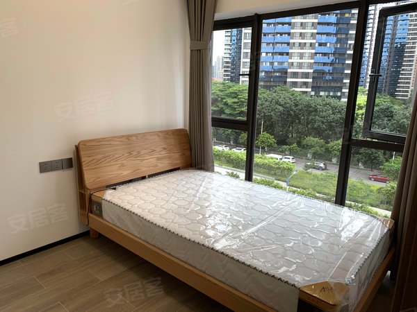 广州南沙金洲南沙金茂湾(商住楼)外国语学校旁,金茂湾三房江边公寓