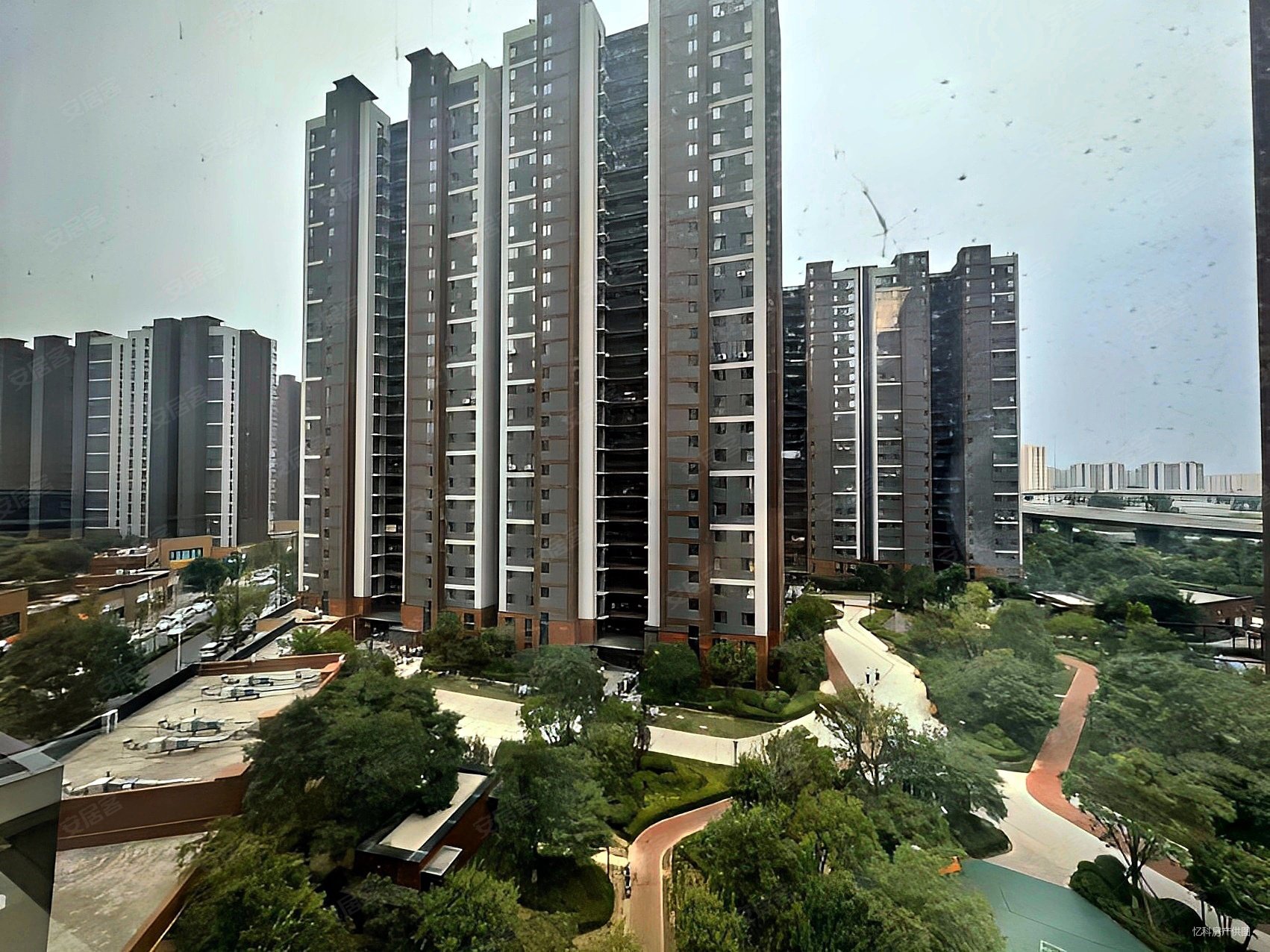 太原万科城3室2厅1卫109.5㎡南北145万