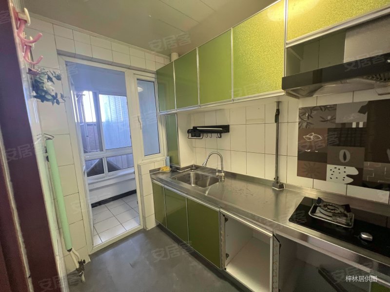 常青园北里南北通透2居 高楼层有电梯