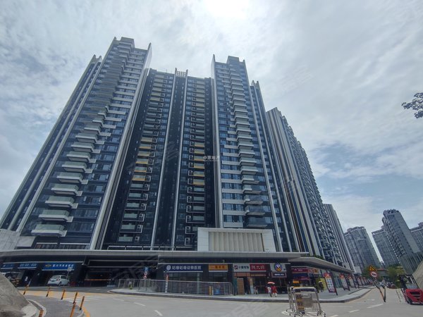 深圳南山大学城宝能城花园(西区)塘朗地铁口 南山智园旁 南科大对面