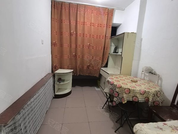 包头东河铁西铁西花园小区东河铁西，小平米，包暖，拎包入住出租房源真实图片