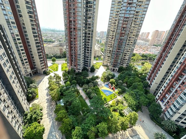 深圳布吉布吉街佳兆业大都汇布吉地铁站 直达国贸 黄贝岭 民水电精装