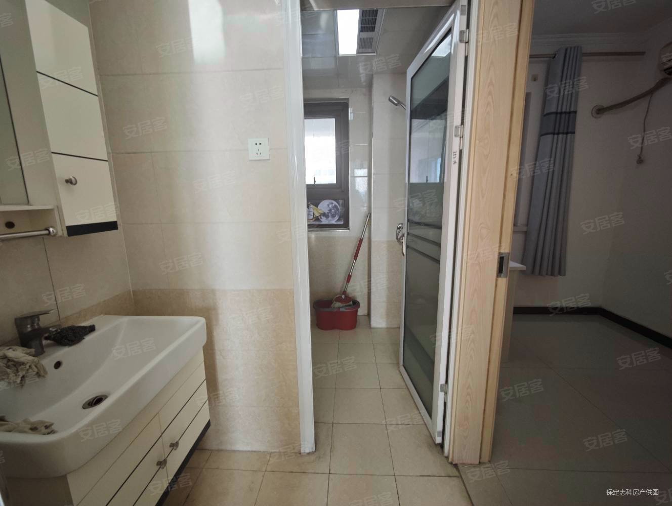 朝阳首府3室2厅1卫97㎡南北72万