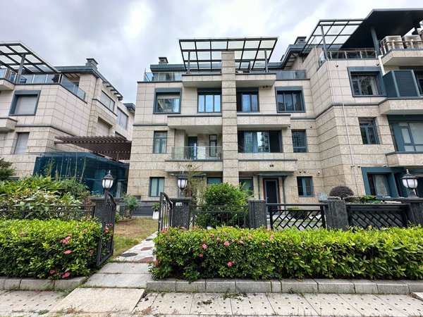 深圳南山后海三湘海尚(别墅)三湘海尚新出别墅 大花园带电梯 实用700