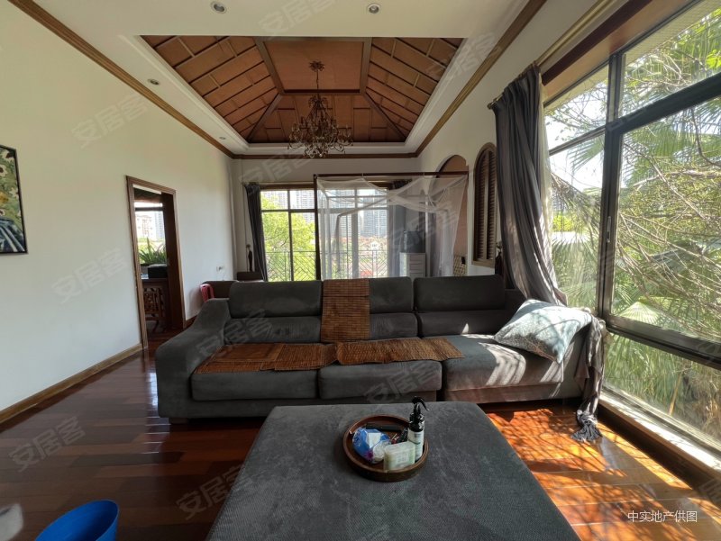 石竹山水园(别墅) 精装好房 满五   商品房 低容积