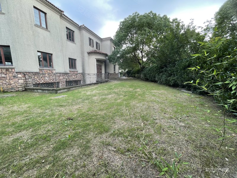 地铁口,檀香园,独栋,2299万!场地有800平,临河好位置