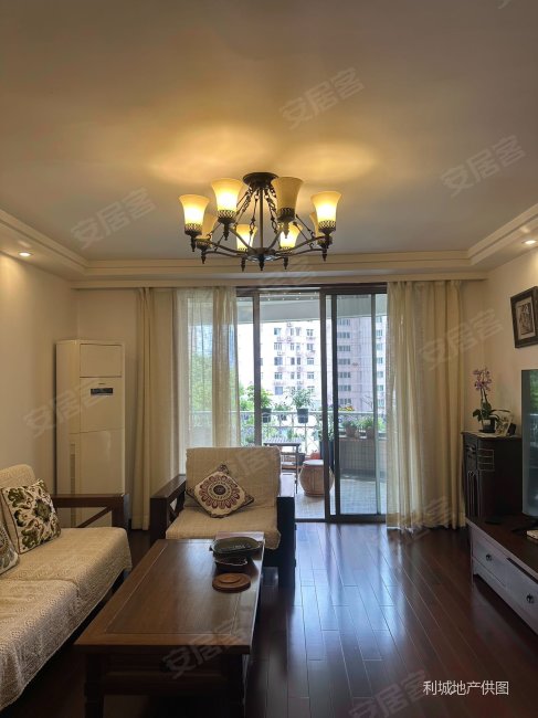 新出笋盘,华山路总统公寓,品质外销房,带3个户外阳台,总统公寓二手房