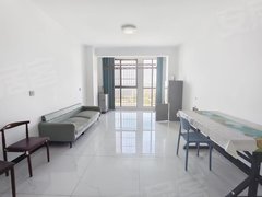 淮南寿县寿州广场状元壹号公寓的精装修来了，旁边就是寿县中一中家具家电齐。出租房源真实图片