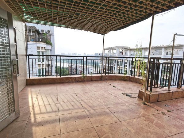 南宁青秀柳沙柳沙丽园柳沙丽园 精装楼中楼5房出租 独立使用大露台 可