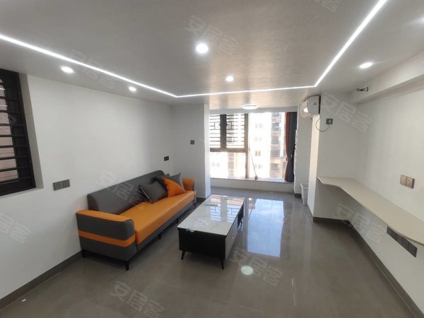 泉州丰泽北峰山水秋鸣西湖 万科城旁山水秋鸣 精装复试公寓 全屋定制