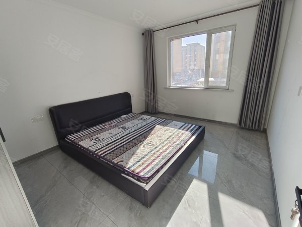 通辽科尔沁河西大悦新城小区河西大悦新城电梯二楼季度付102平两室精