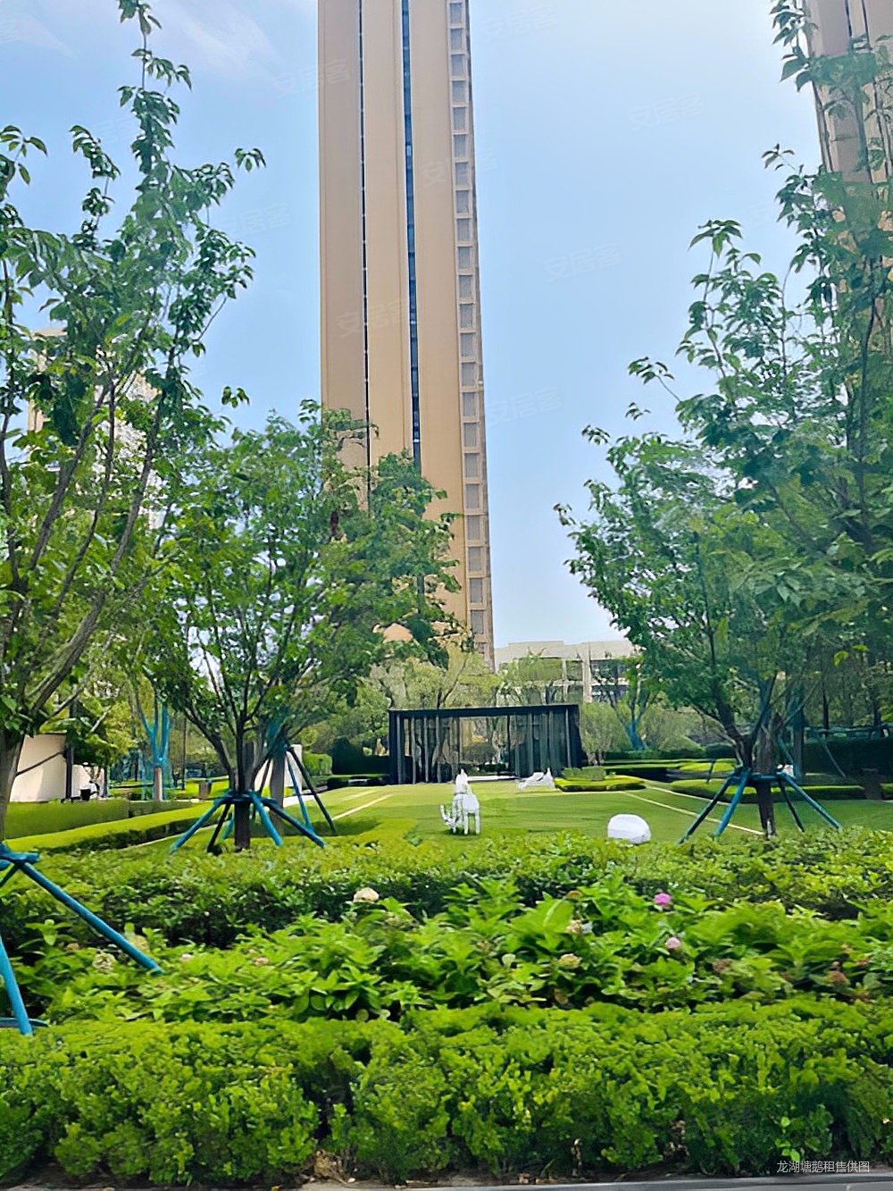 龙湖昱城四期现房天街昱华