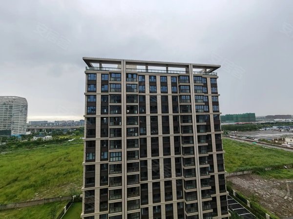 可配家具有地暖,虹桥悦澜出租房源真实图片