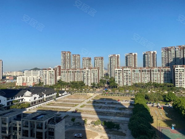 珠海香洲南屏华发新城六期华发新城六期 吉房3室带车位 南北通透双
