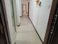 雅安雨城万达片区锦绣华庭 3室2厅2卫出租房源真实图片