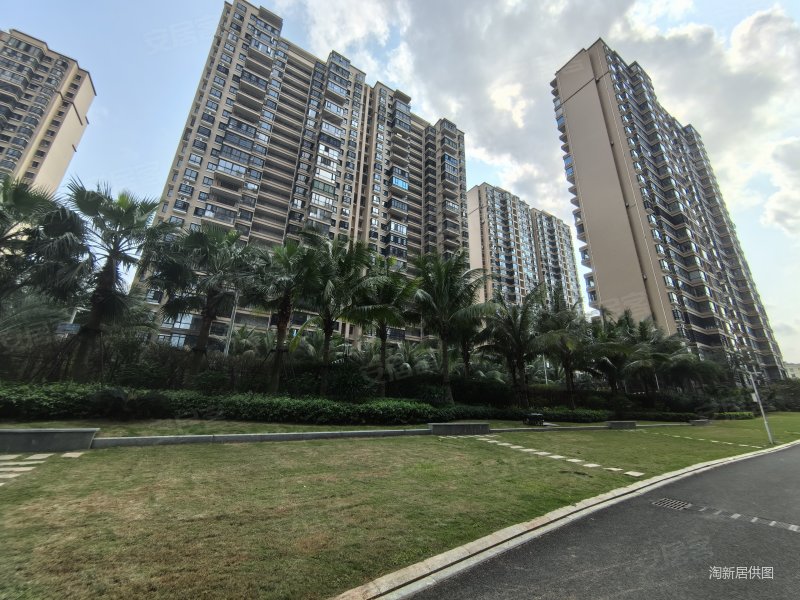 海秀花园秀英万达广场商圈金福路板楼通透生活配套齐全