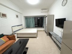 广州增城永和誉山豪华公寓出租1300  家私家电新 布局美观出租房源真实图片