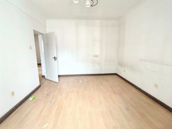 兰州城关铁路局金轮花园金轮花园 3室2厅 看房有钥匙出租房源真实图片