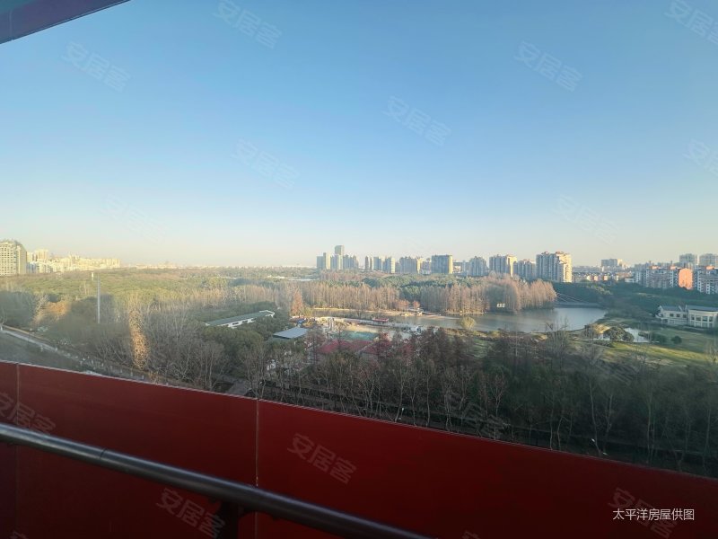 陆家嘴中央公寓