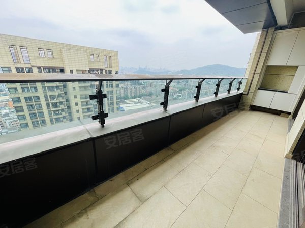 信达金茂府 3室2厅2卫 精装修 电梯房 配套齐全,天河租房-广州58安居