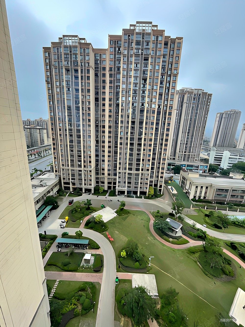 力高君御国际3室2厅1卫93㎡南北100万