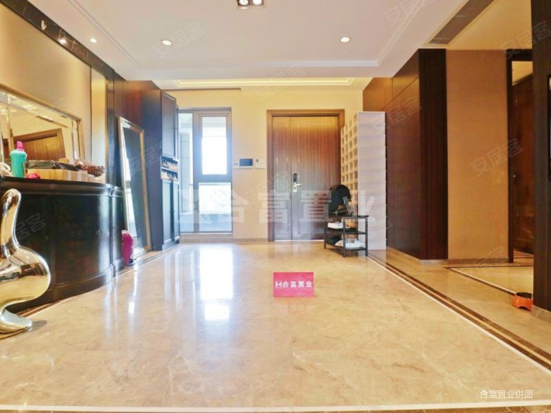 珠江颐德公馆4室2厅2卫217㎡南4680万