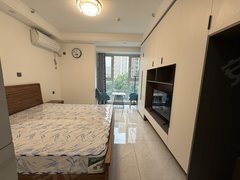 临沂莒南隆山路可月租 乐尚附近 九州悦府公寓 家具家电齐全 密码锁随时看房出租房源真实图片