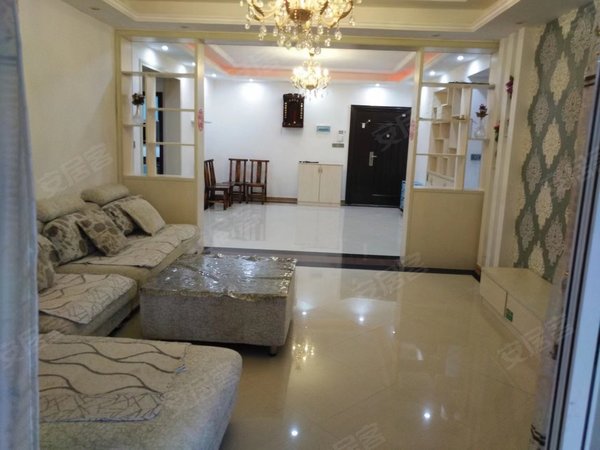 抚州临川临川金都豪庭梦湖地区医院旁,超大平米三房 停车方便,可以