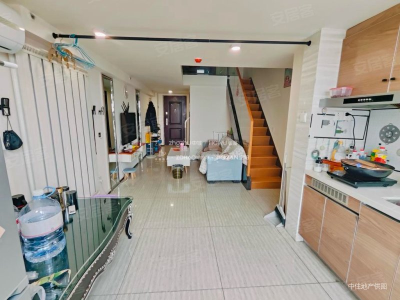 恒大滨河左岸公寓精装修loft