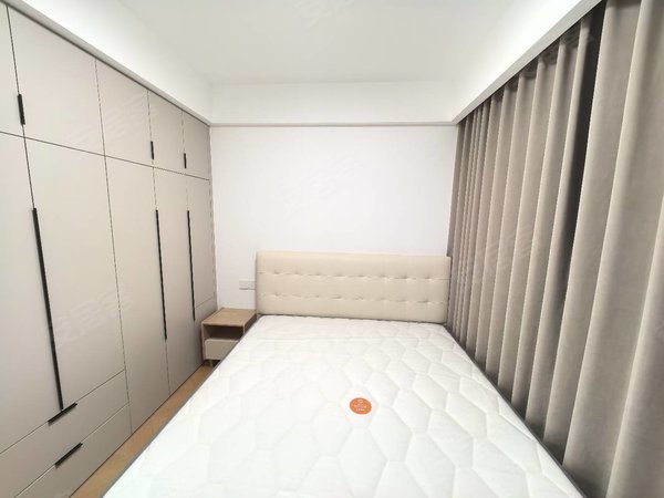 金华婺城湖海塘智合院北区奶油风 三房两卫 品牌家具 停车免费 高层采光好 湖海塘商圈出租房源真实图片